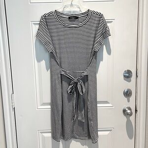 Merokeety Striped Black White Tie-Waist Short Sleeve A-Line Dress Size Large